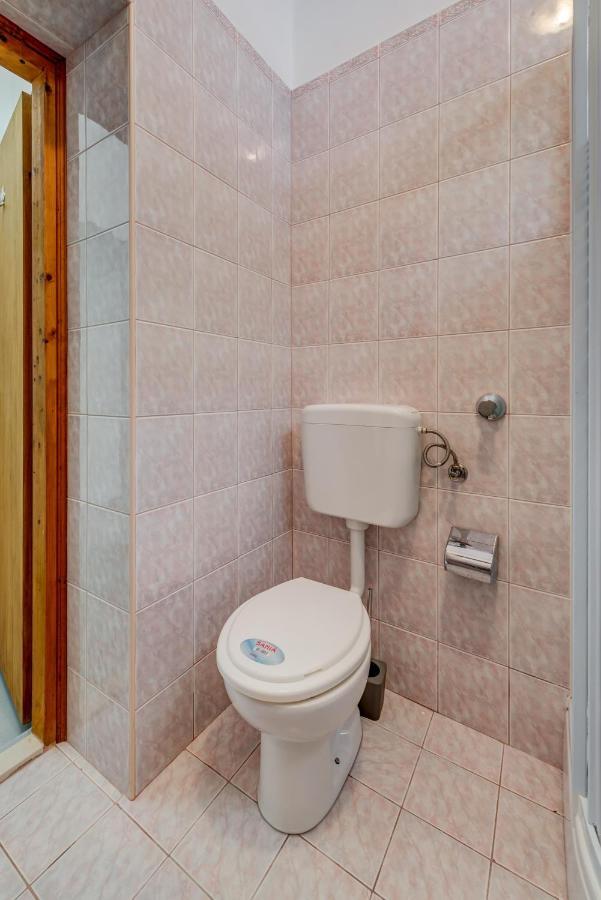 Petite Apartment สปลิท ภายนอก รูปภาพ